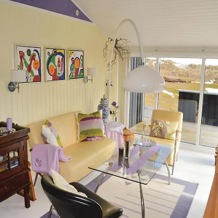 Three-bedroom Holiday In Saby Tatil Evi *