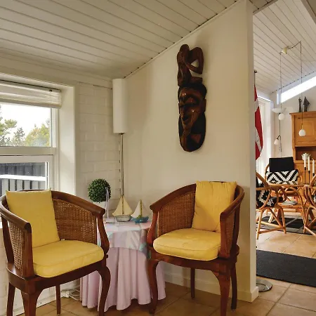 Tatil Evi Three-bedroom Holiday In Saby