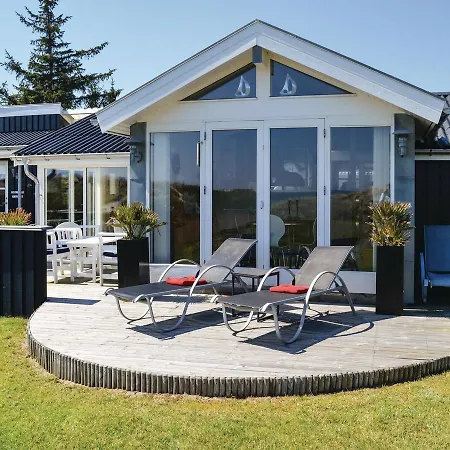 Tatil Evi Three-bedroom Holiday In Saby *